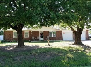 1001 S Maxwell Ave, Mounds, OK 74047