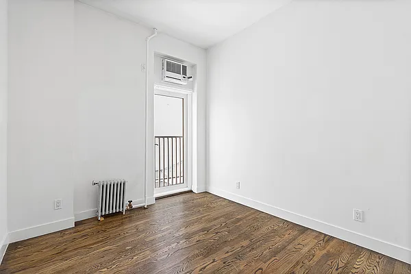 Rented by Corcoran | media 14