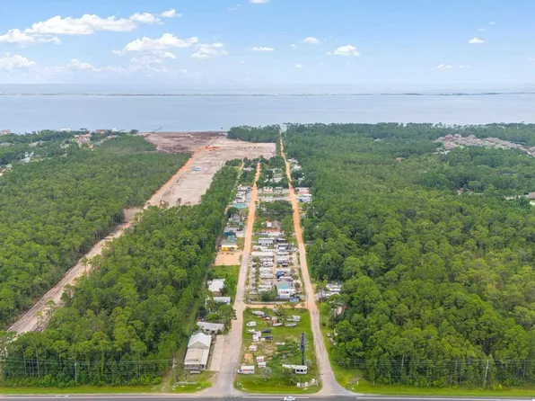 1424 Suncrest St, Gulf Breeze, FL 32563