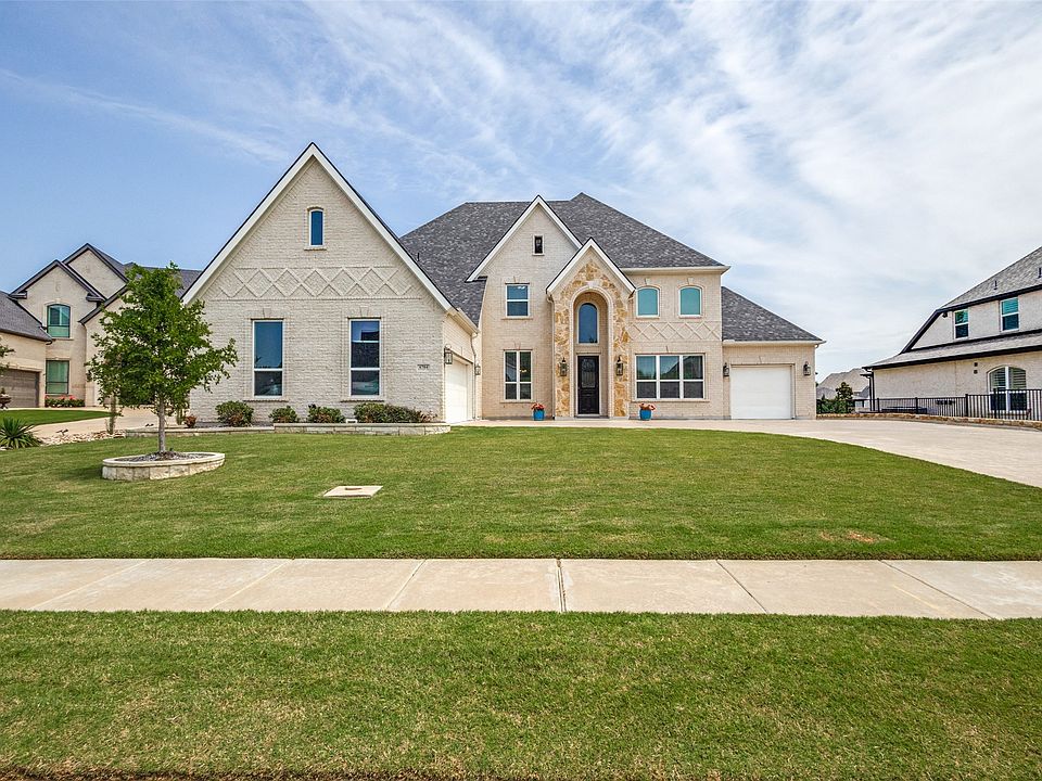 1st image of 6704 Sorrento Ln