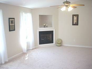 3rd image of 220 Dove Ct