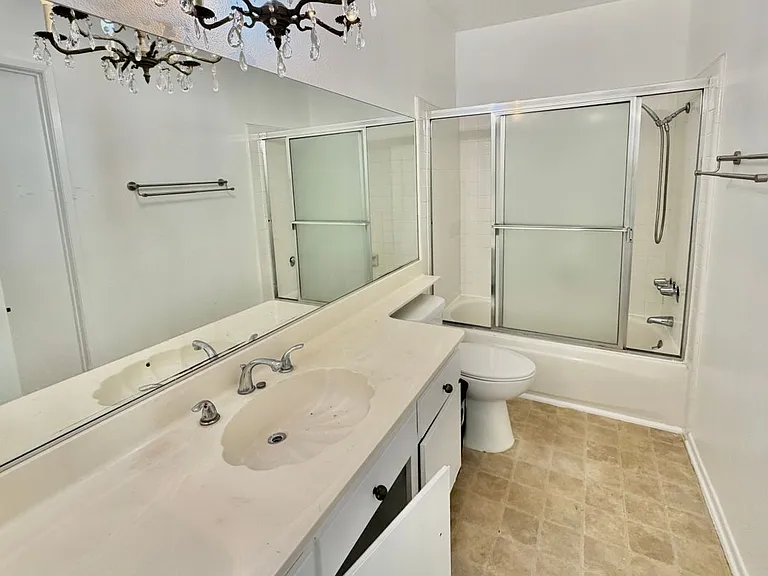 5420 Lindley Ave #21 — Photo 11