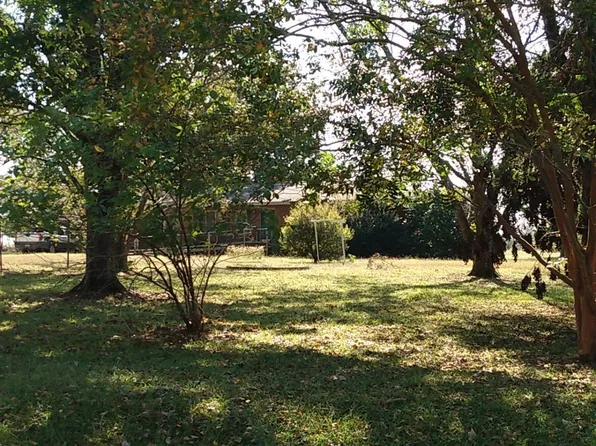 2571 Woodville Rd, Union Point, GA 30669