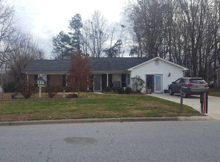 3224 Rockingham Rd, High Point, NC 27265