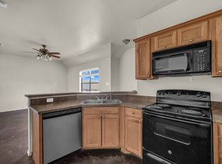 141 Lindas Creek Ln, Weatherford, TX 76088