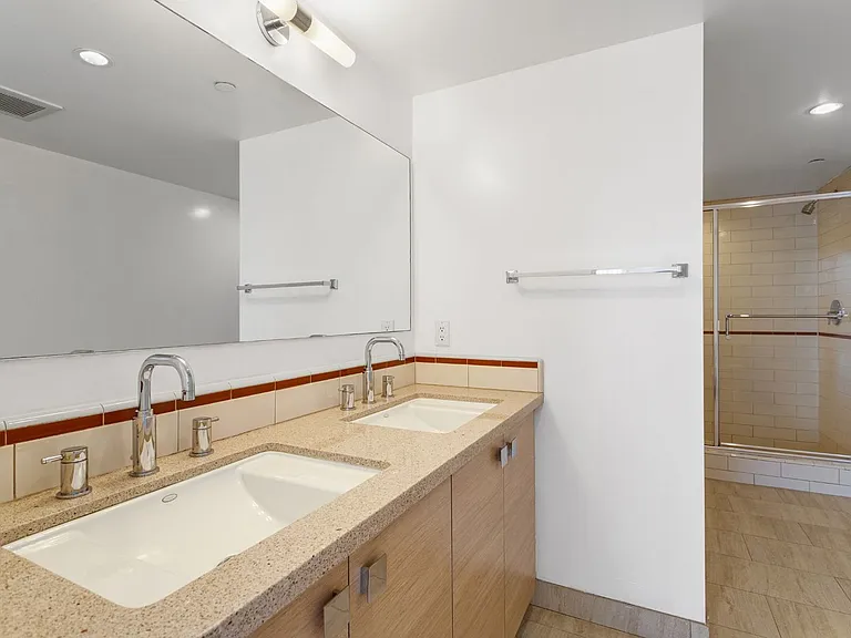 1600 westgate ave — Photo 12