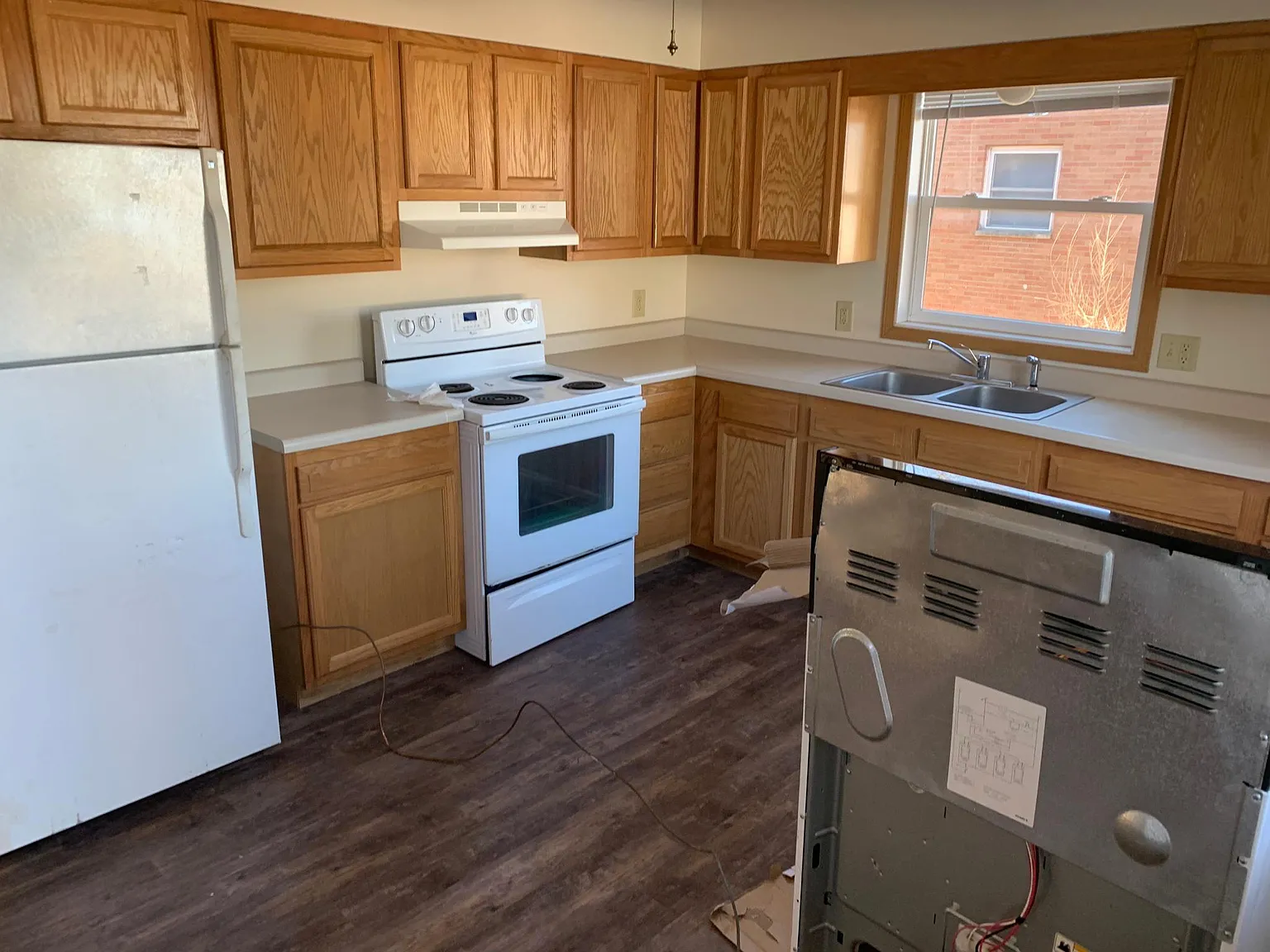 3 bed, 1.5 bath, $1,099 — Photo 4