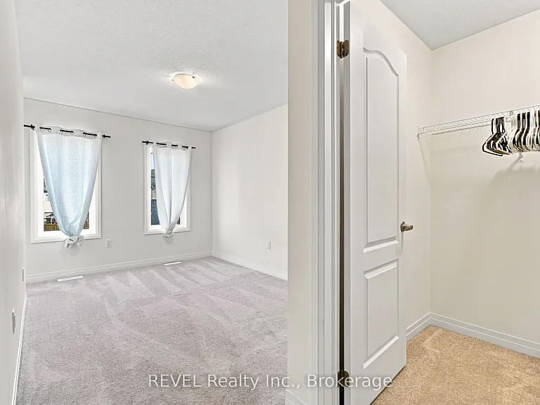 15 Peach St #15 — Photo 22