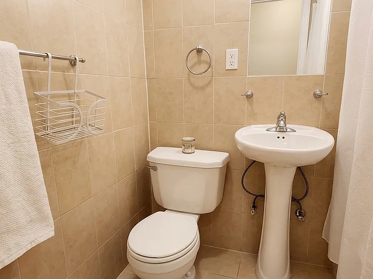73 Lexington Ave #51 — Photo 5