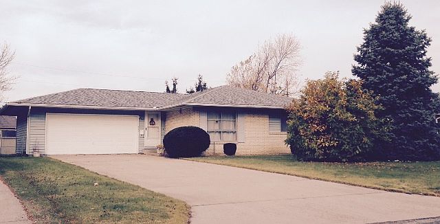 1st image of 201 Woodstock Dr #Drw2-p18