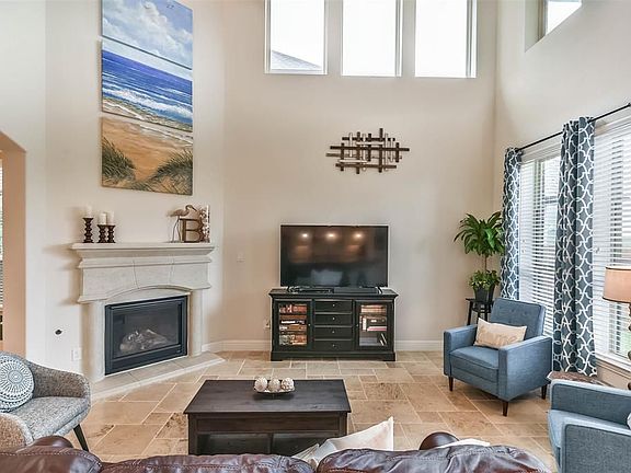 4th image of 1636 Longwood Glen Ln