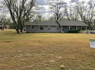 127 Roth Rd #B, Leland, MS 38756