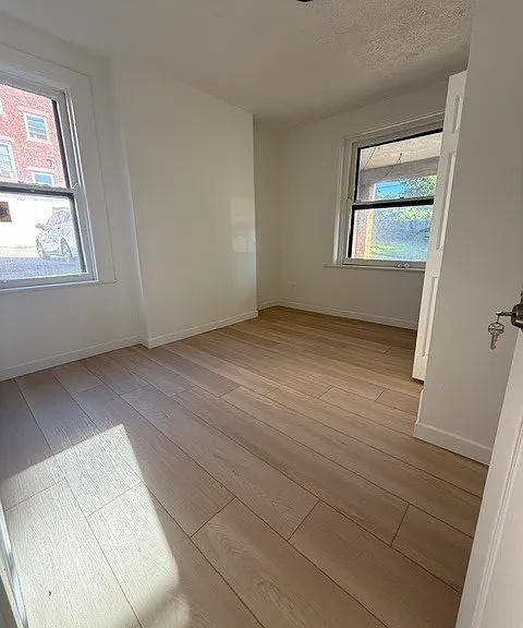 311 Hilton Pl — Photo 17