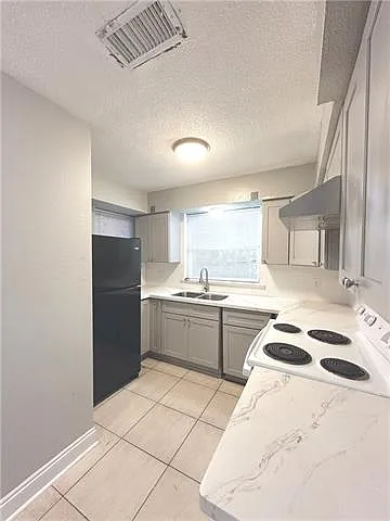4401 Sonfield St #D — Photo 5