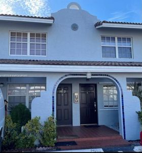 6990 NW 173rd Dr APT 2002, Hialeah, FL, 33015