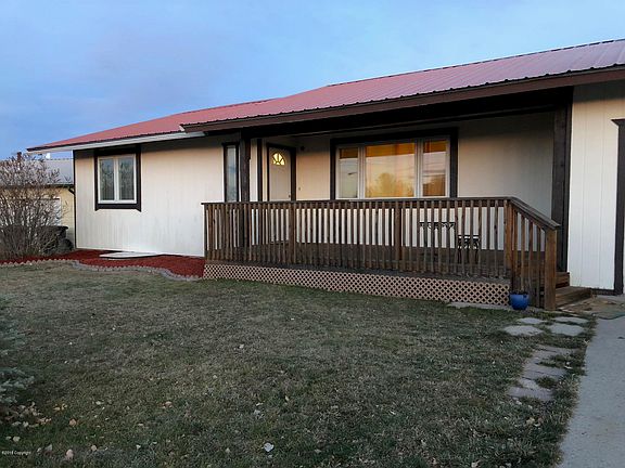 3rd image of 332 Highridge Cir