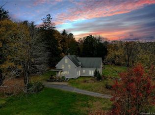 163 Fox Hill Rd, Pomfret Center, CT 06259