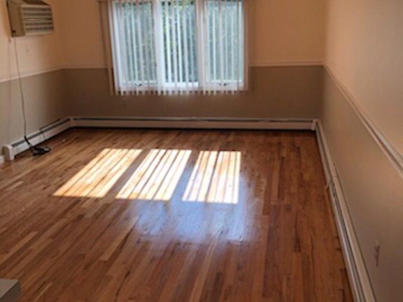 2nd image of 525 Main St Floor 2