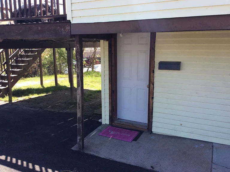 619 Diamond Hill Rd #LOWER FLOOR — Photo 9