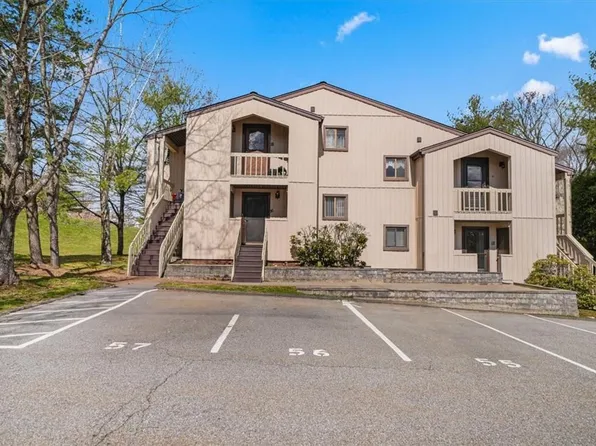 16 Overlook, Yorktown Heights, NY 10598