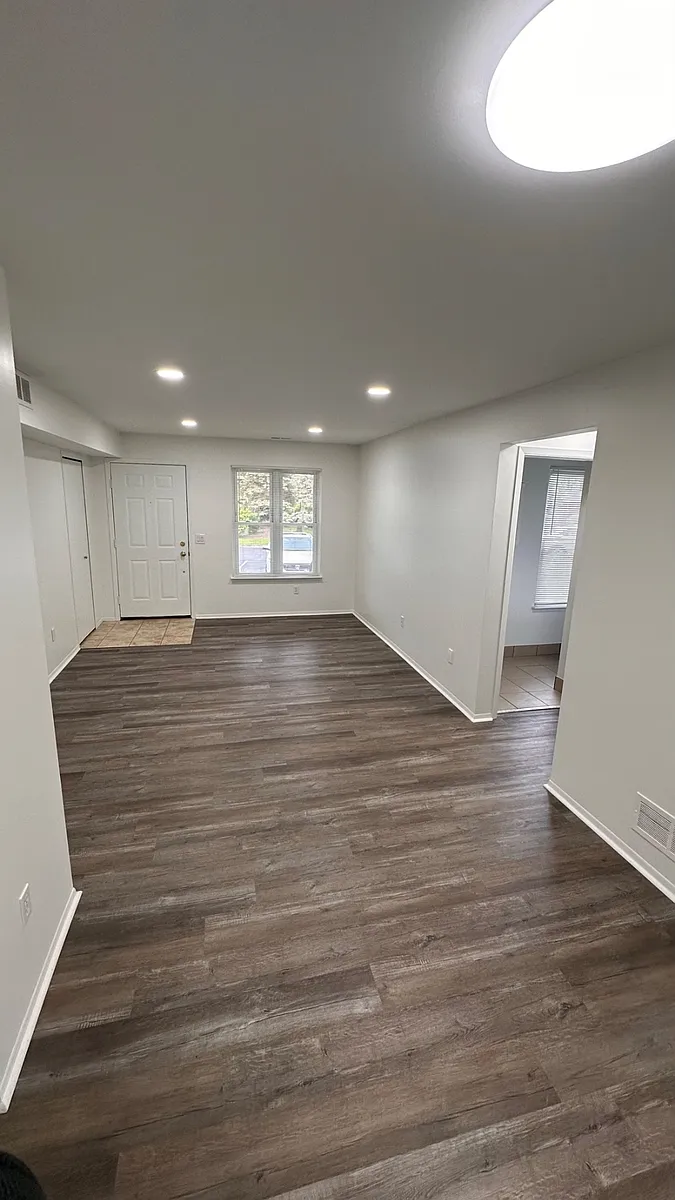 Building Photo - 1524 Porter Cir #1524