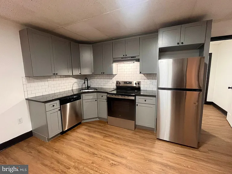 1912 S 17th St #215 — Photo 3