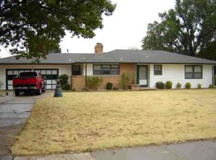 1424 S Maize Rd, Wichita, KS 67209