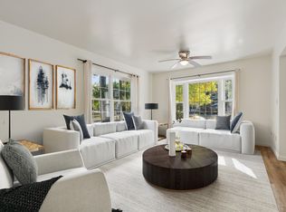 10 Starflower Ln, Brunswick, ME 04011
