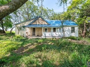 32572 Hendricks Creek Rd, Alma, KS 66401