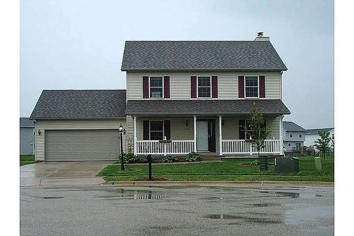1612 Aspen Dr photo 1