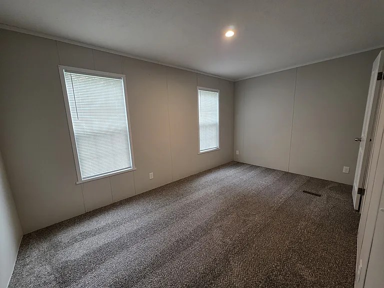 Pineview Estates — Photo 55