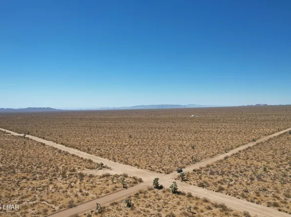 0 S Kit Carson Rd, Yucca, AZ 86438