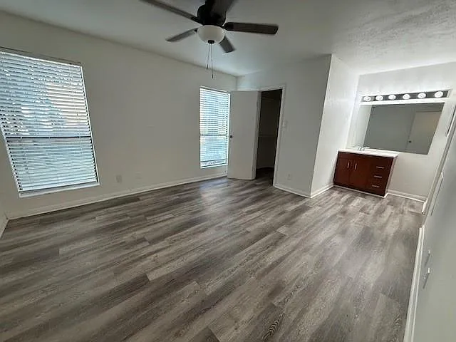 7200 T C Jester Blvd #1801 — Photo 4