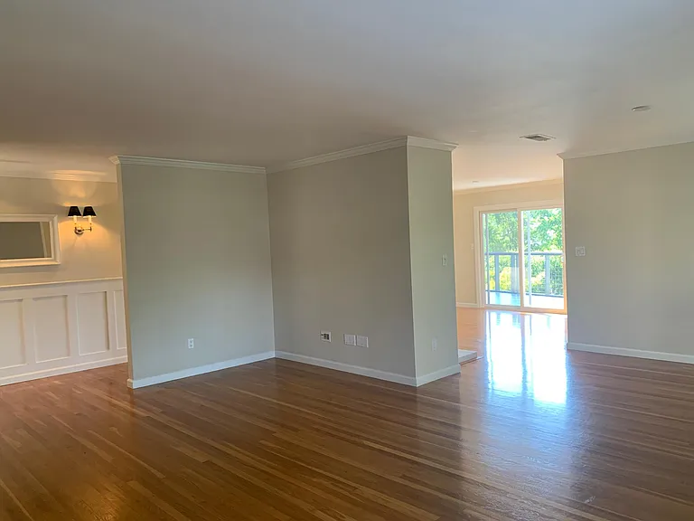 10 Enterprise Dr — Photo 29