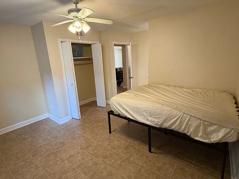 210 Appleby Dr #125 — Photo 7