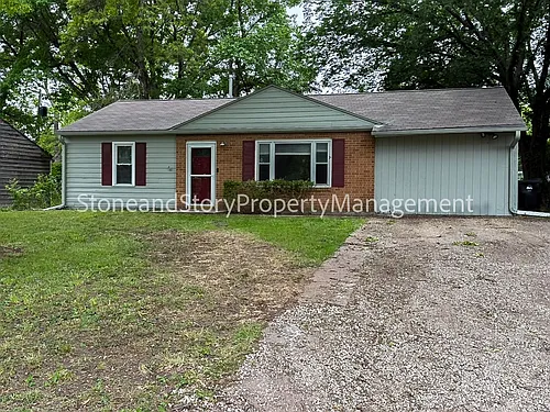 2209 SW Edgewater Ter Photo 1