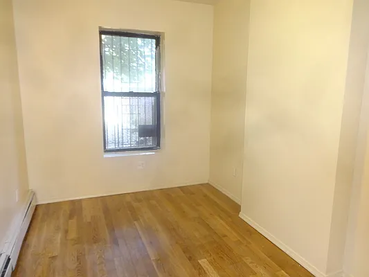 Rented by Blue Egg Realty Corp | media 33