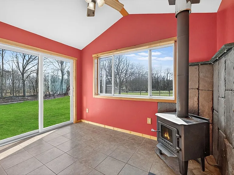 42 Butrick Rd #O — Photo 13