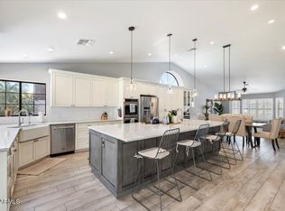 1142 E Grandview Rd, Phoenix, AZ 85022