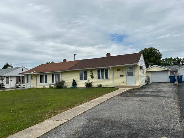 8795 S Corcoran Rd, Hometown, IL 60456