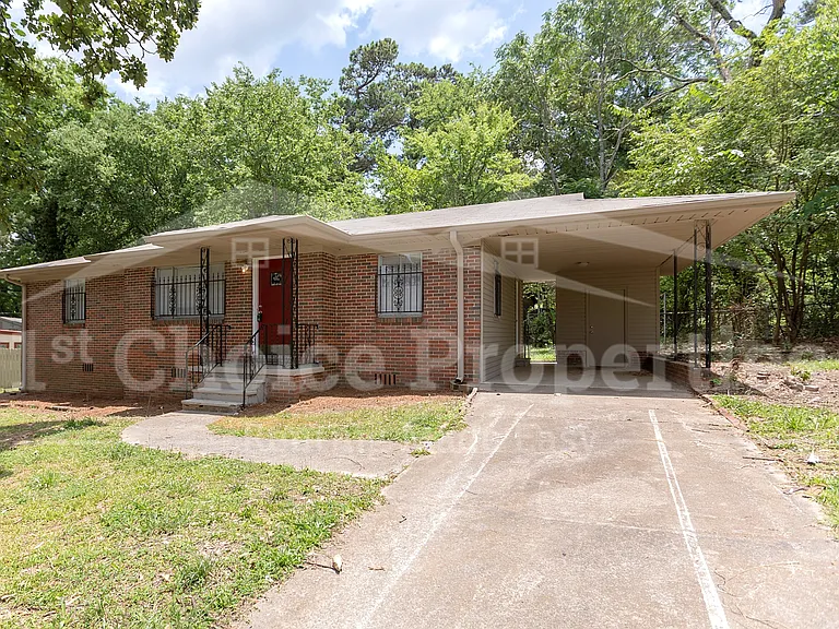 405 Cheri Ln — Photo 2