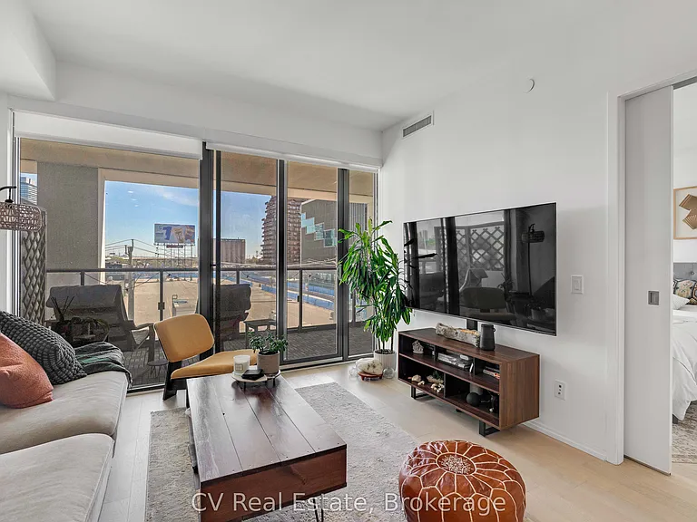 12 Bonnycastle St #311 — Photo 3