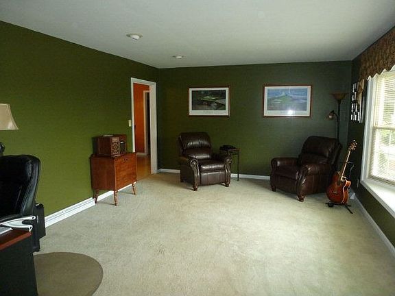 5th image of 4080 Keswick Dr