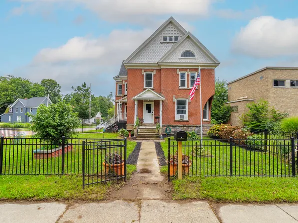 312 Capital Ave NE, Battle Creek, MI 49017