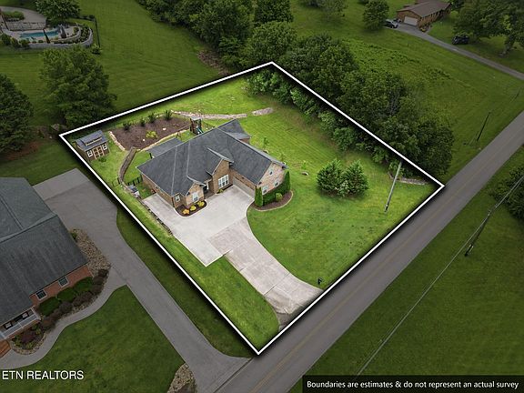5th image of 4324 Meredith Rd