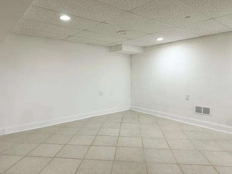 969 Bridge Park Dr — Photo 25
