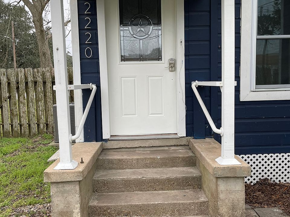 1st image of 2220 Gloria Ave