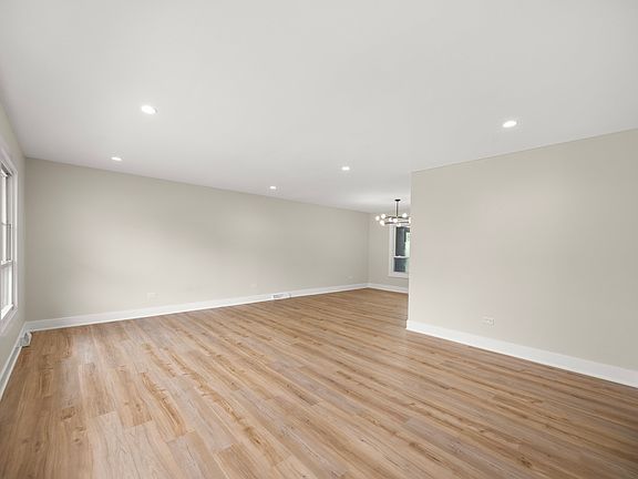 3rd image of 445 E 168th Pl