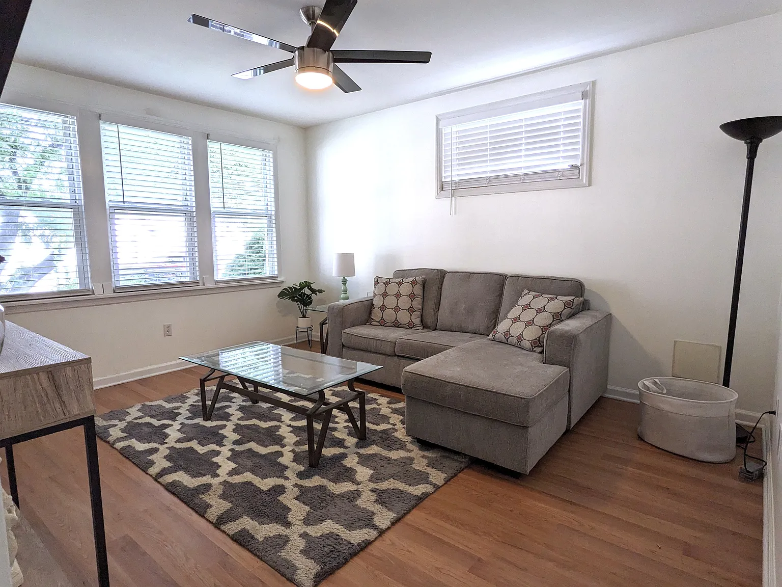 2 bed, $2,000 — Photo 2
