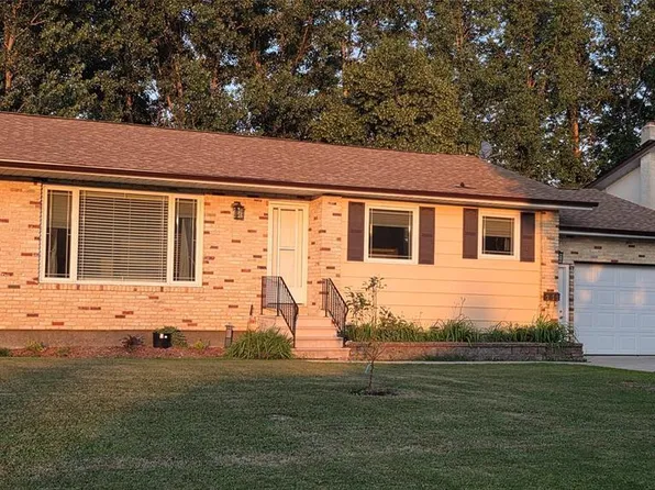 219 Parkside Dr, Gimli, MB R0C 1B1